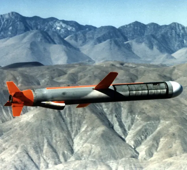 Tomahawk Missile : 战斧导弹