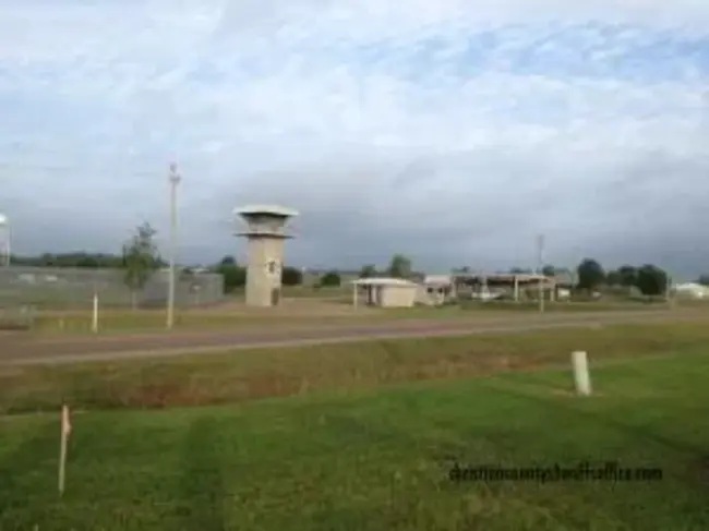 New Bilibid Prisons : 新比利布监狱