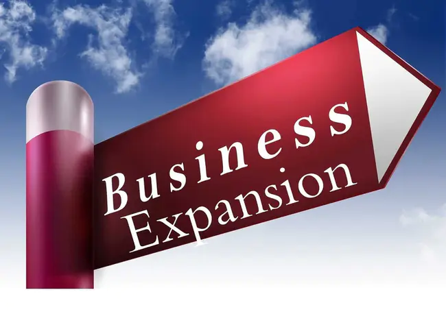 expansion expands : 扩展