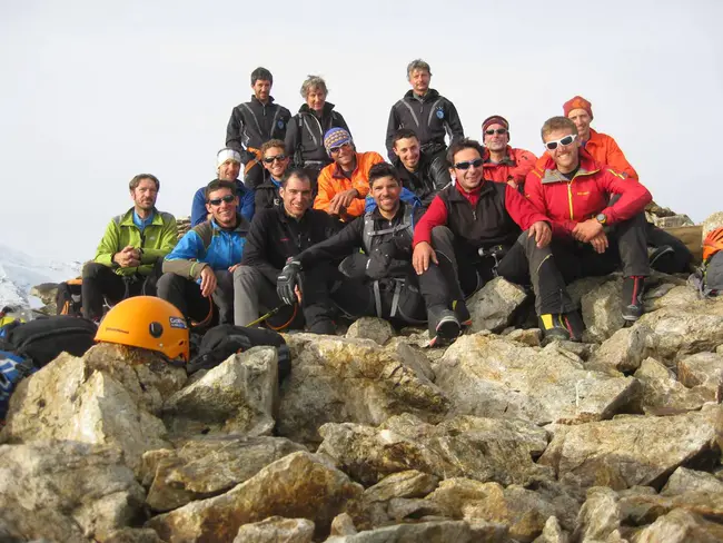 Gruppo Alpinisti Escursionisti Piacentini : 皮亚琴察登山者和短途旅行团