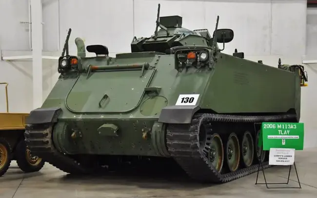 Armoured Personnel Carrier : 装甲运兵车