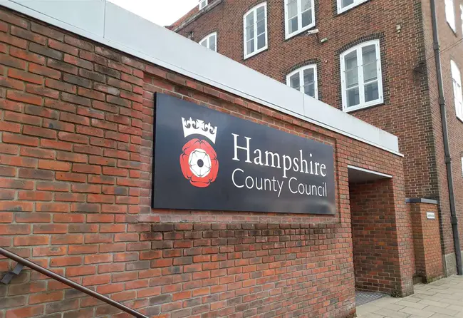 Hampshire Association of Local Councils : 汉普郡地方议会协会