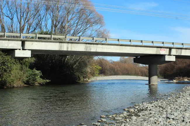 Three Valleys Water : 三谷水