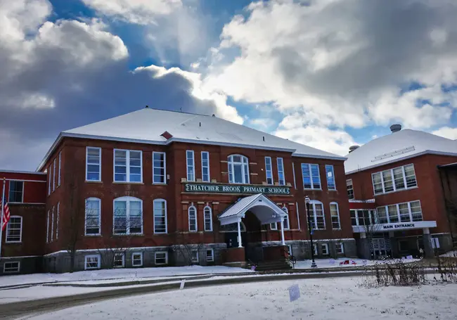 Thatcher Brook Primary School : 撒切尔布鲁克小学