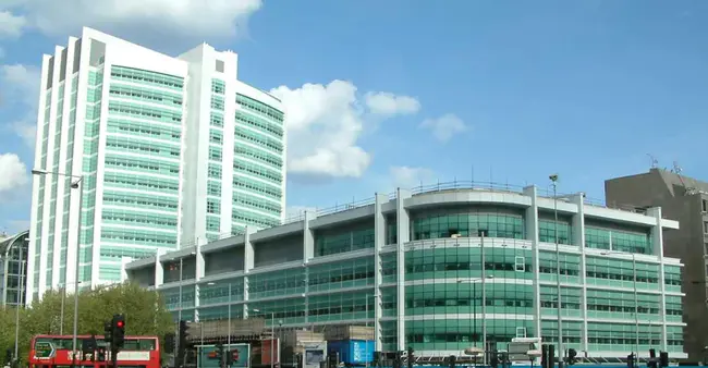 University of Ilorin Teaching Hospital : 伊洛林大学教学医院