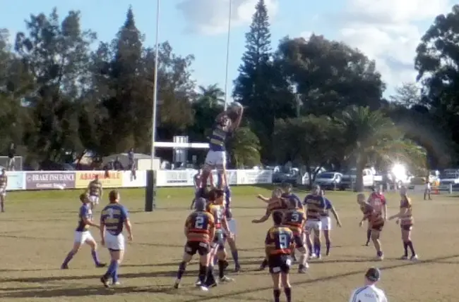 East Coast Rugby Conference : 东海岸橄榄球会议