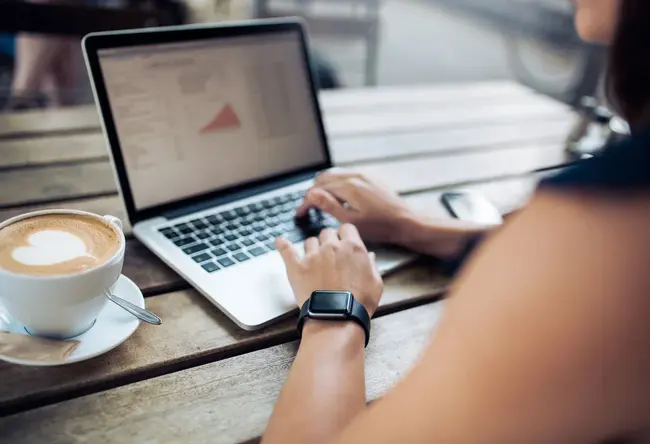 Commonwealth Register of Institutions and Courses to Overseas Students : 英联邦海外学生机构和课程登记册