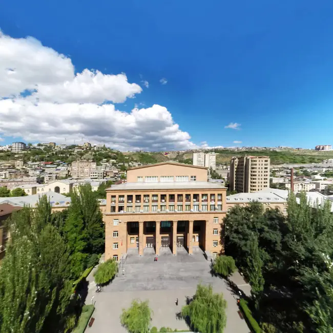 Yerevan State University : 埃里温州立大学