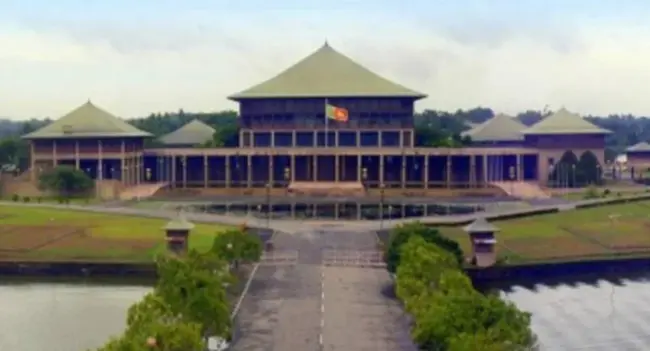 National Institute for Democratic Governance : 国家民主治理研究所