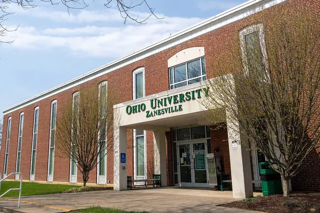 Ohio University Zanesville : 俄亥俄大学Zanesville