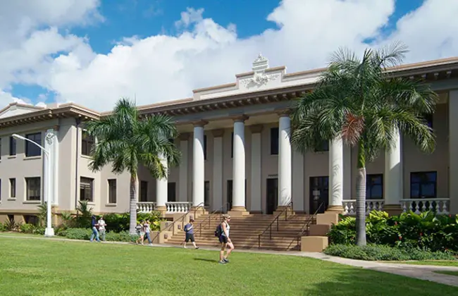 University of Hawaii Manoa : 夏威夷马诺亚大学