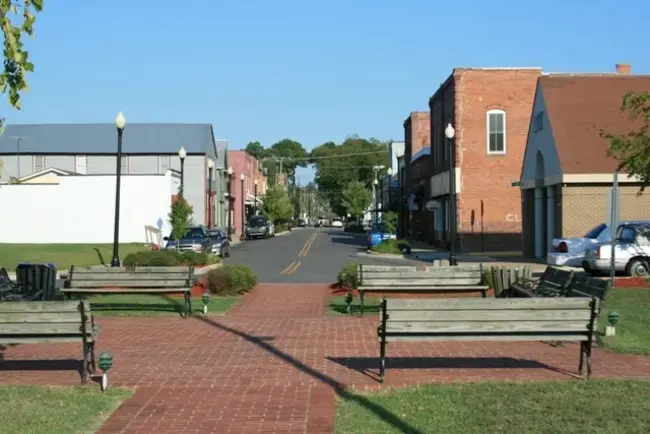 Marlborough Main Street Mile : 马尔伯勒大街英里